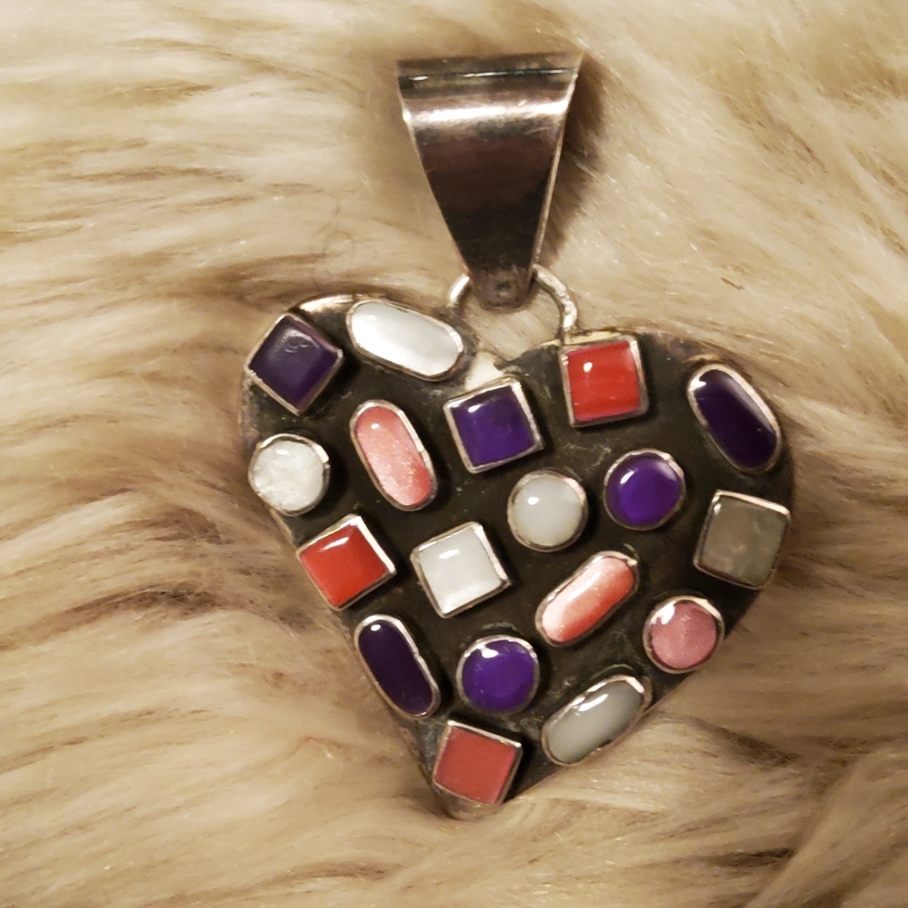 Native American Navajo Heart Pendant EUC
